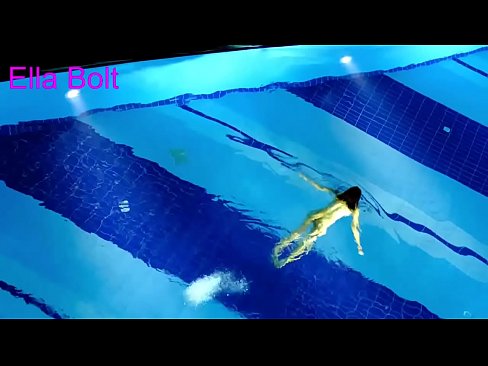 ❤️ എനിക്ക് കാണുന്നത് നിർത്താൻ കഴിയില്ല, ELLA BOLT റിസോർട്ട് പൂളിൽ നഗ്നയായി നീന്തുന്ന യുവ സുന്ദരിയെ പിടികൂടി ❤️  ലൈംഗികത  അശ്ലീലത്തിൽ ml.extraclasswork.ru ❌️❤